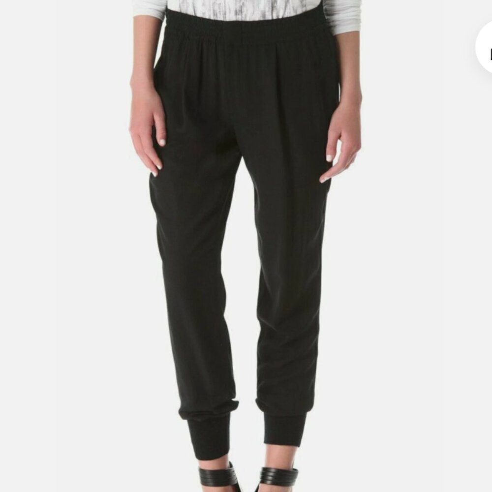 Vince Elastic Waist Crepe Jogger Pants